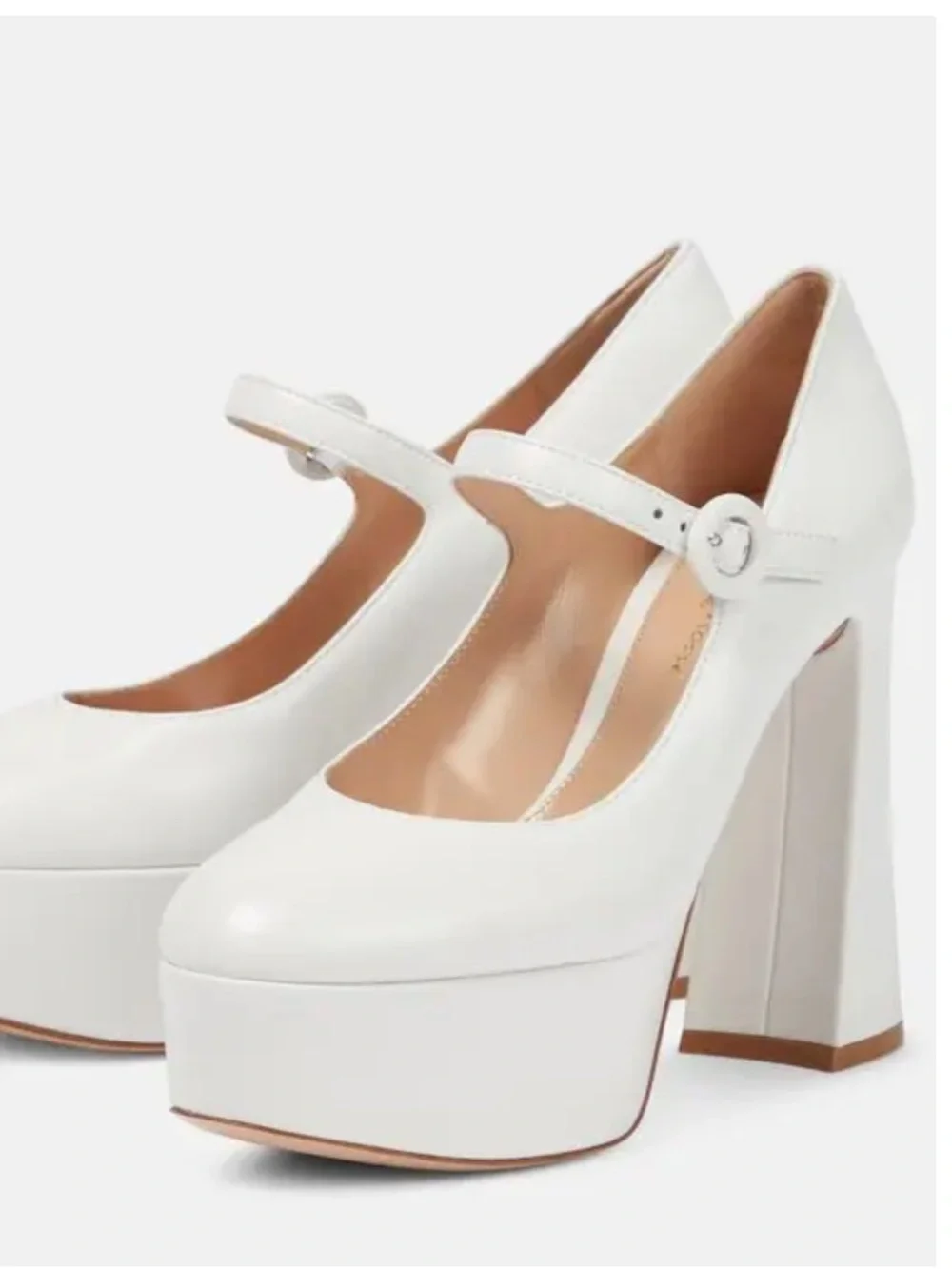 Gianvito Rossi classic white